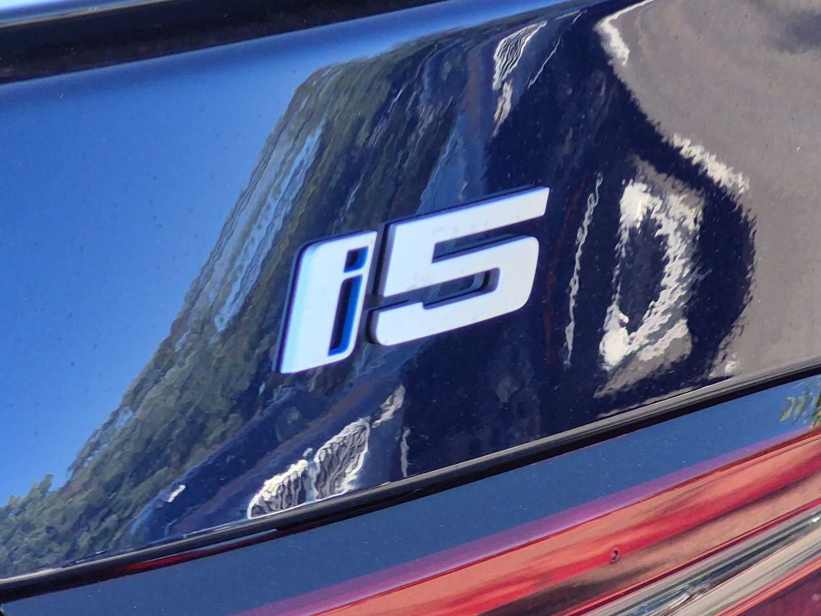 2027 BMW i5 M60
