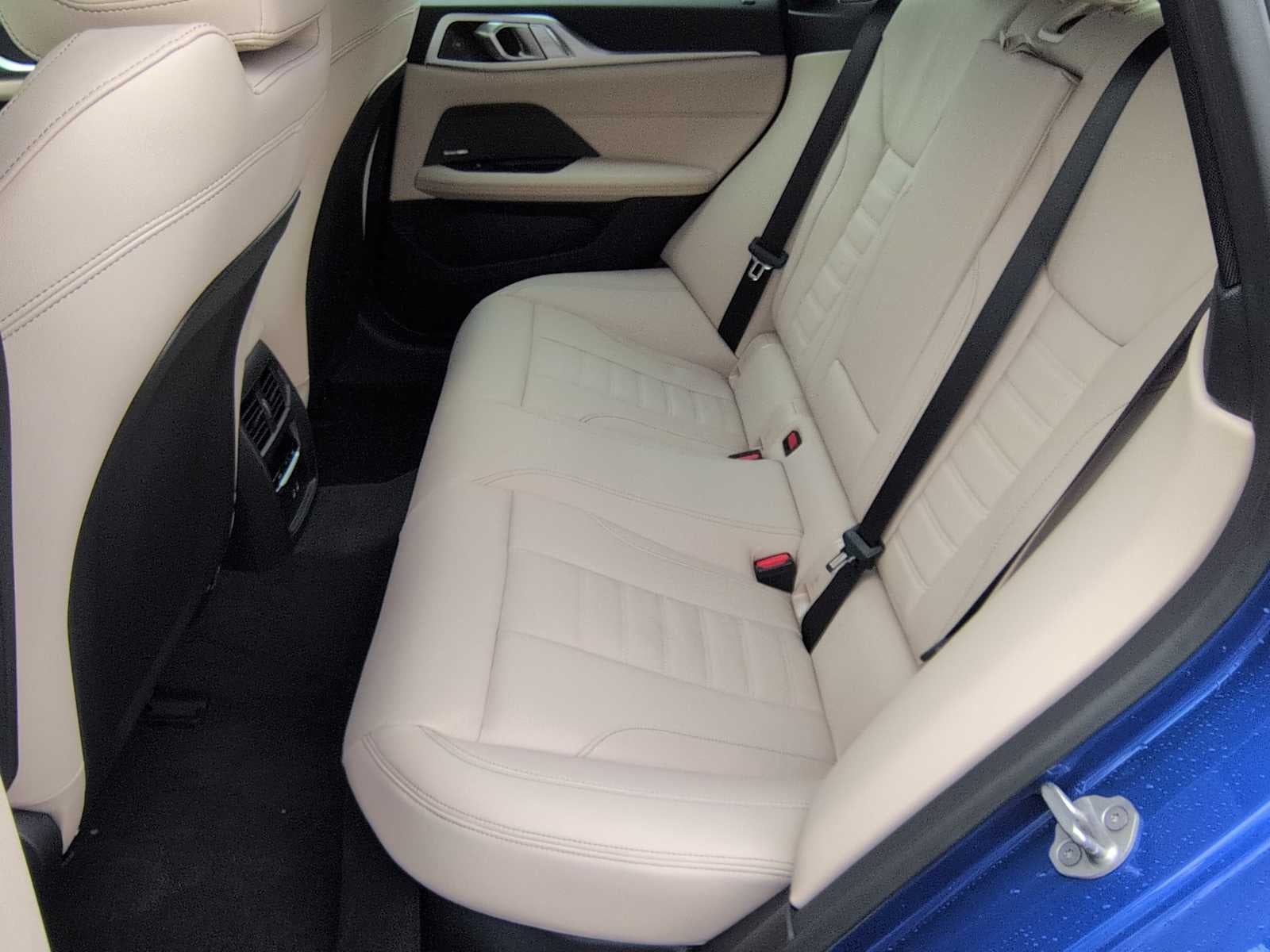 2026 BMW i4 eDrive40