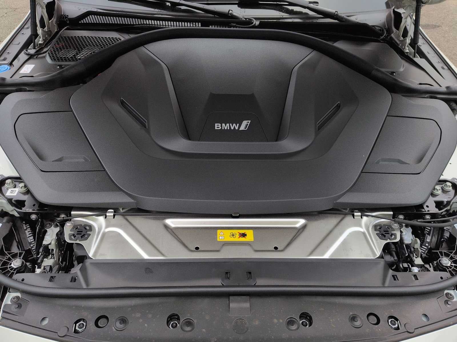2026 BMW i4 M60