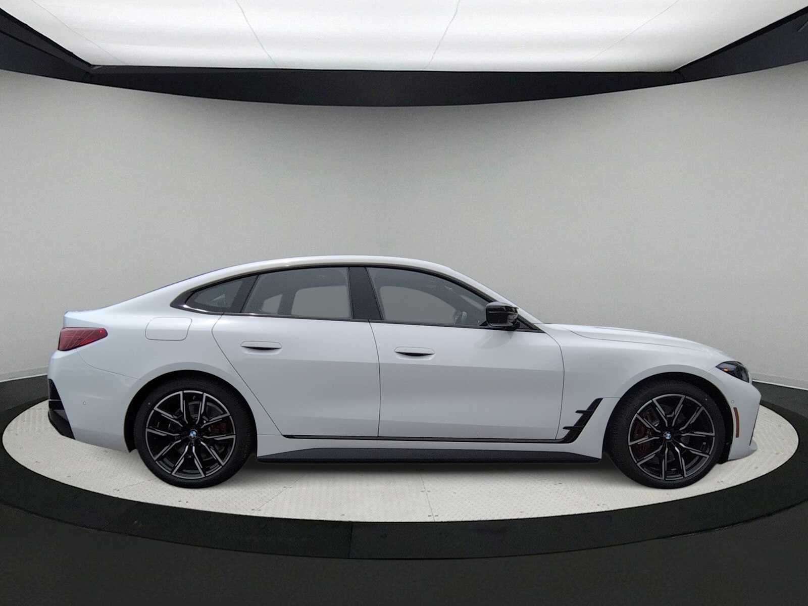 2026 BMW i4 M60