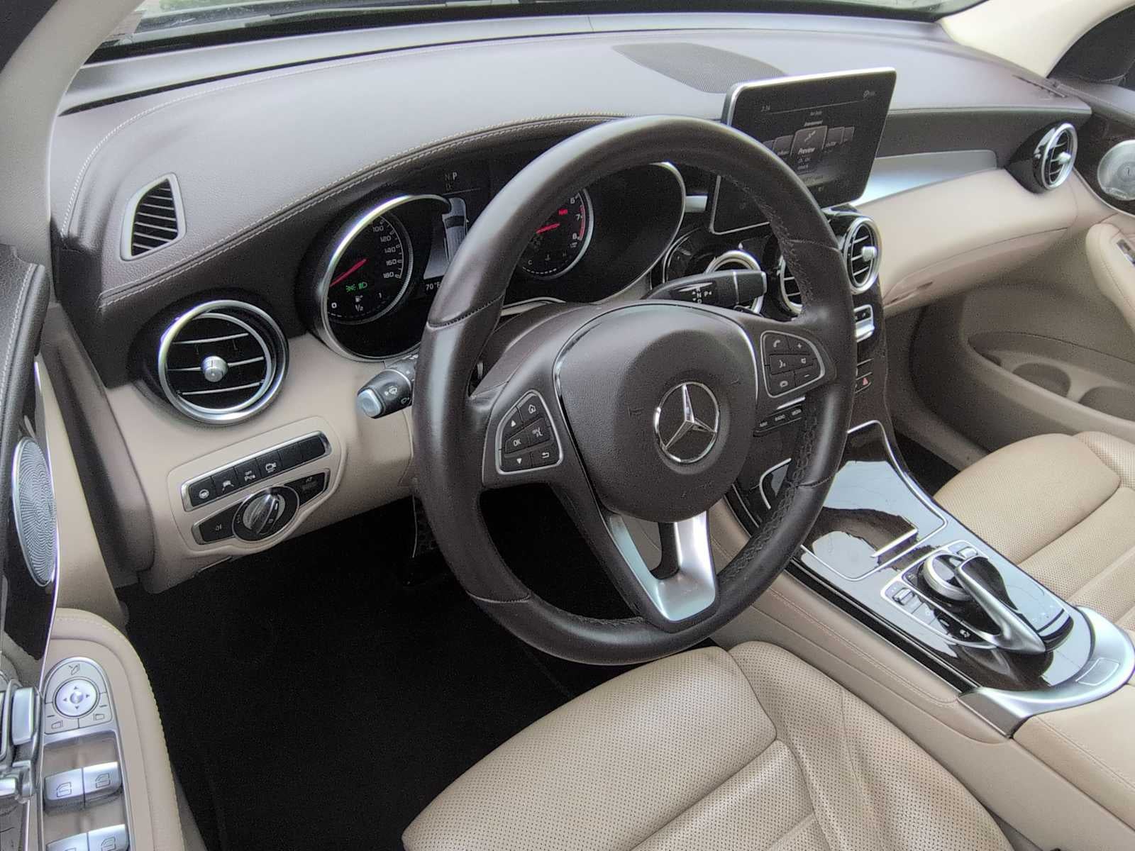 Mercedes-Benz AMG® GLC 43 AMG® GLC 43 (2018)