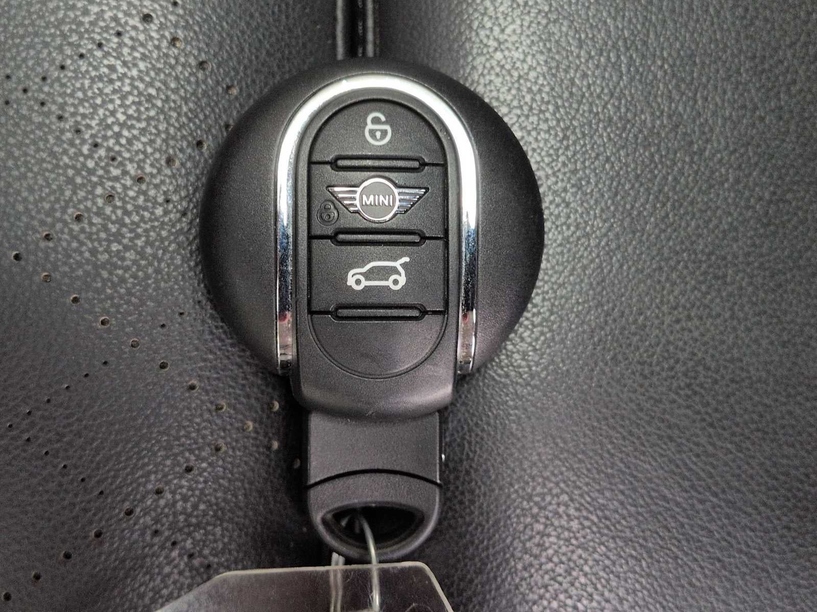 2024 MINI Techo Duro 2 Puertas Cooper SE