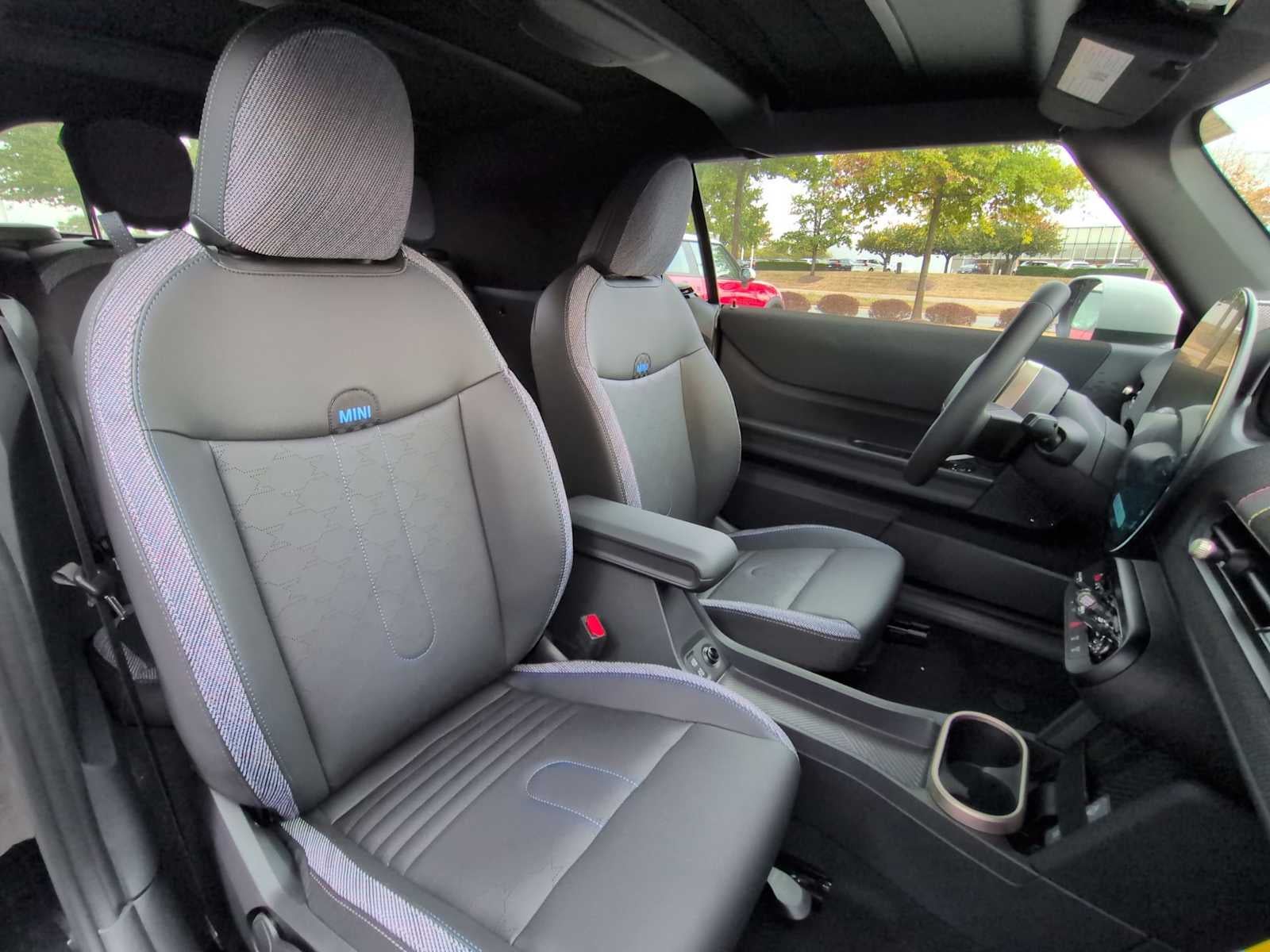 2026 MINI DESCAPOTABLE ICÓNICO