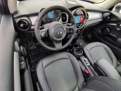 MINI HARDTOP 2 PUERTAS SIGNATURE 2022
