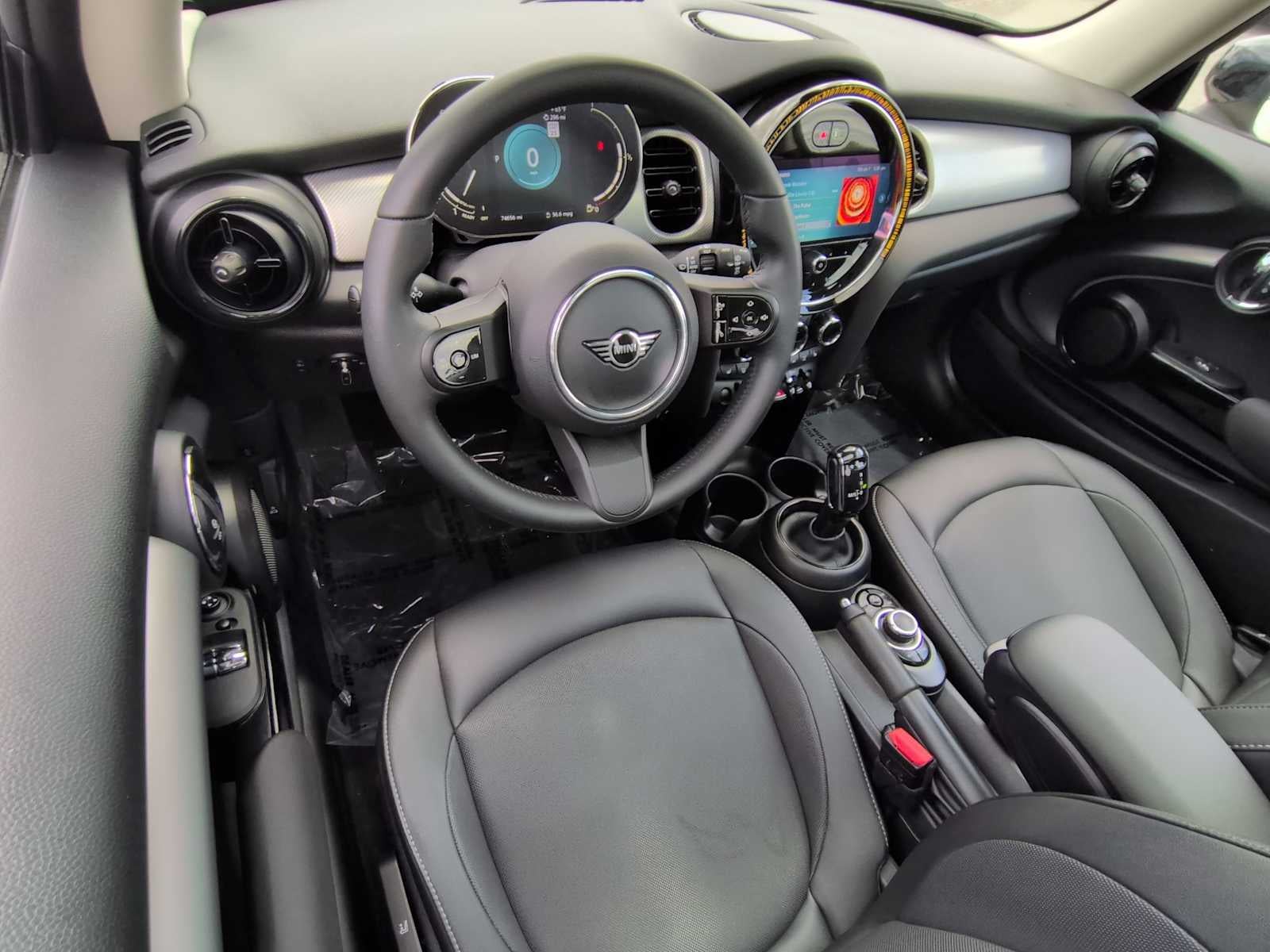 MINI HARDTOP 2 PUERTAS SIGNATURE 2022