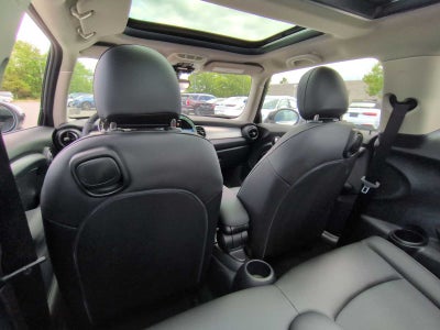 MINI HARDTOP 2 PUERTAS SIGNATURE 2022