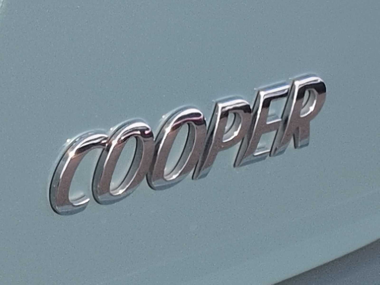 2023 MINI Techo Duro 4 Puertas Cooper