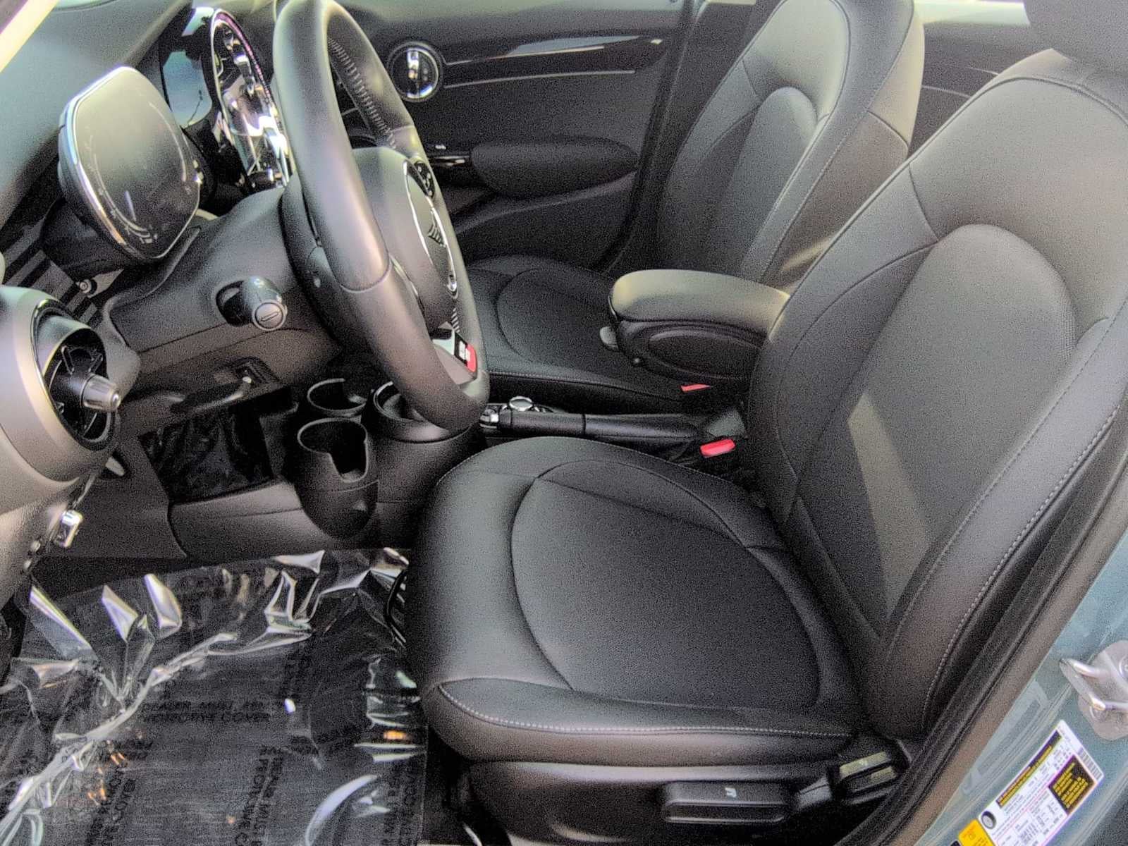 2023 MINI Techo Duro 4 Puertas Cooper