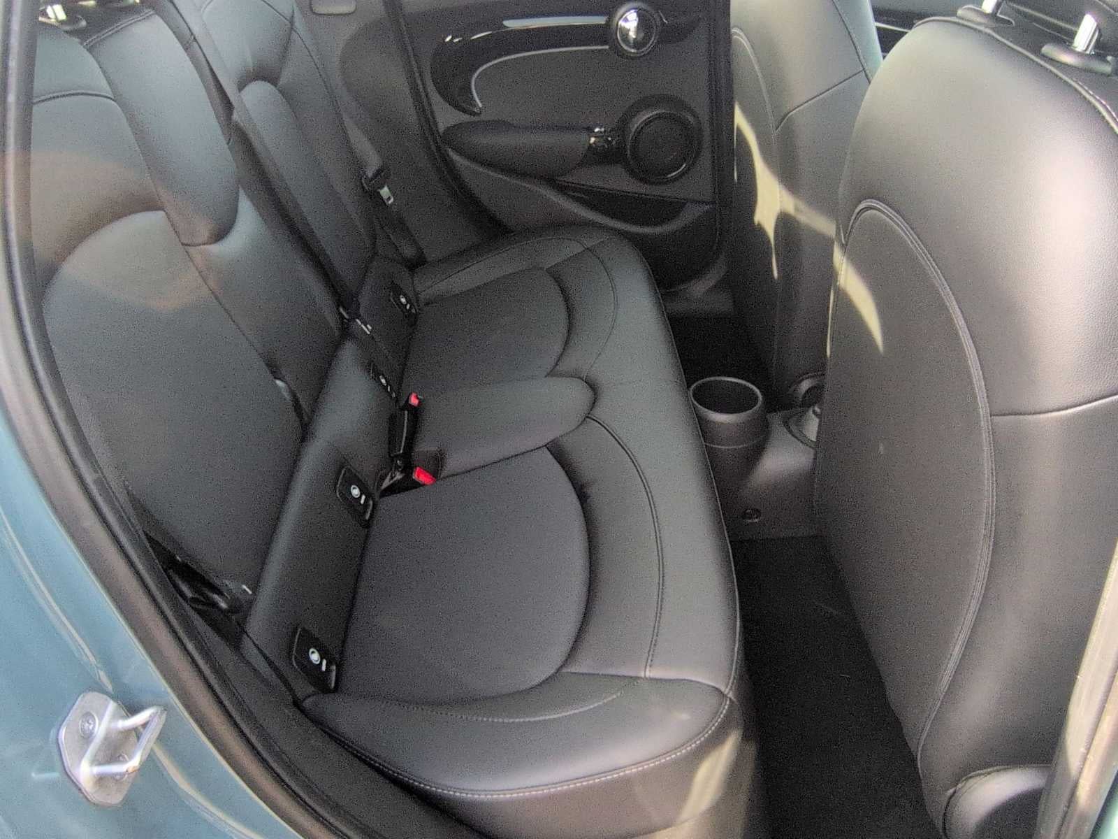 2023 MINI Techo Duro 4 Puertas Cooper