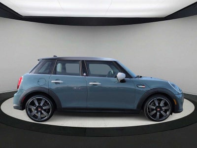 2023 MINI Techo Duro 4 Puertas Cooper