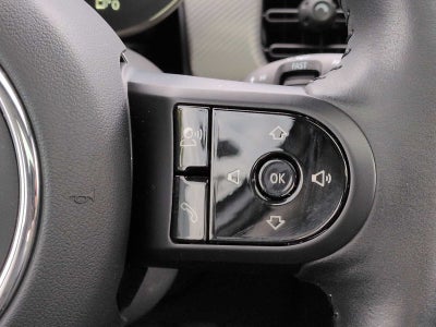 MINI Cooper de 4 puertas con techo rígido 2024