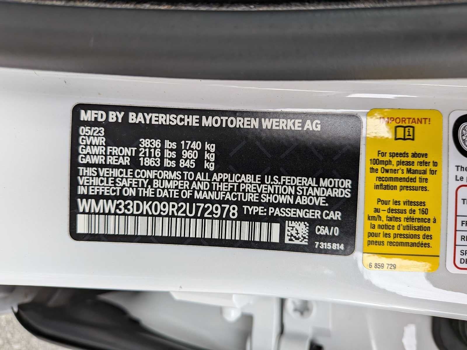 MINI Cooper de 4 puertas con techo rígido 2024