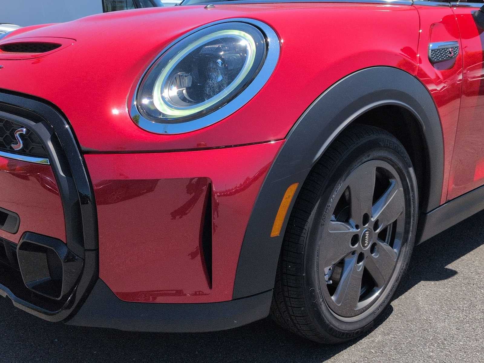 MINI Cooper S de 2 puertas con techo rígido, 2024