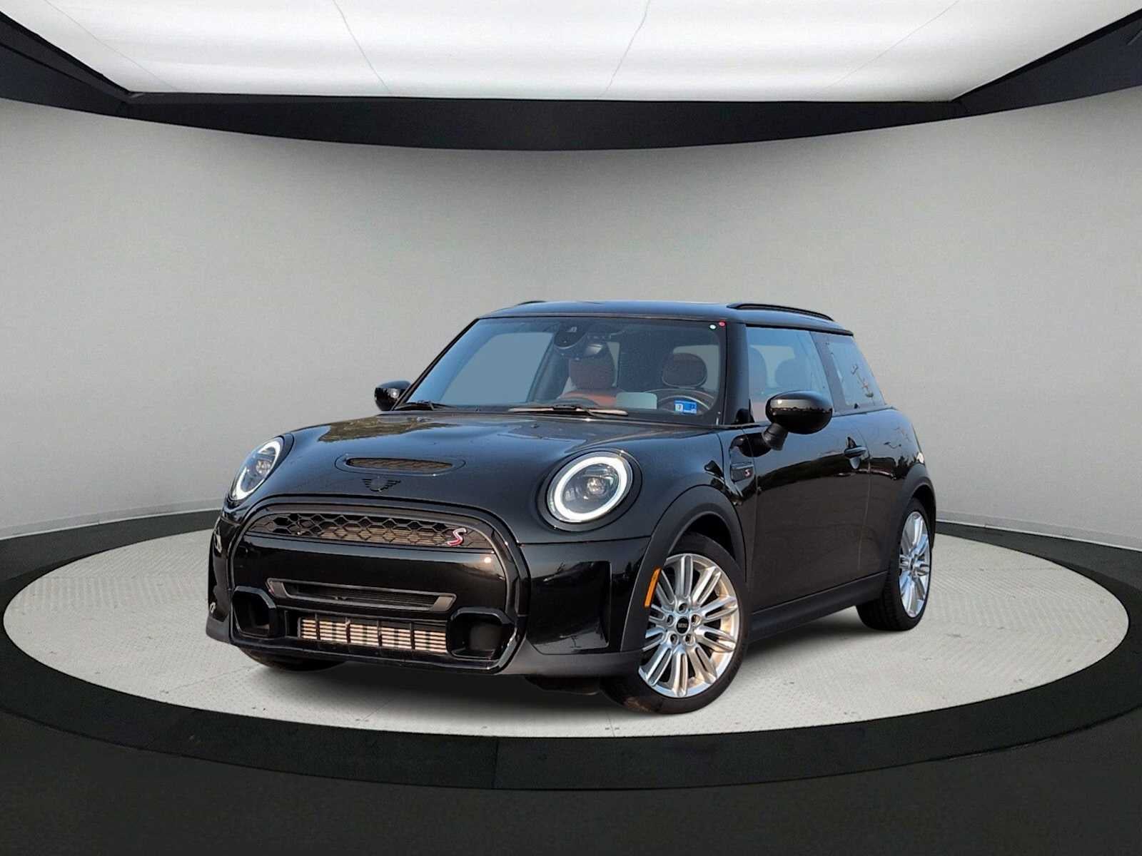 MINI Cooper S de 2 puertas con techo rígido, 2024