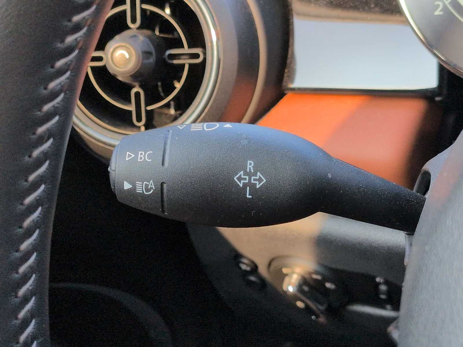 MINI Cooper S de 2 puertas con techo rígido, 2024
