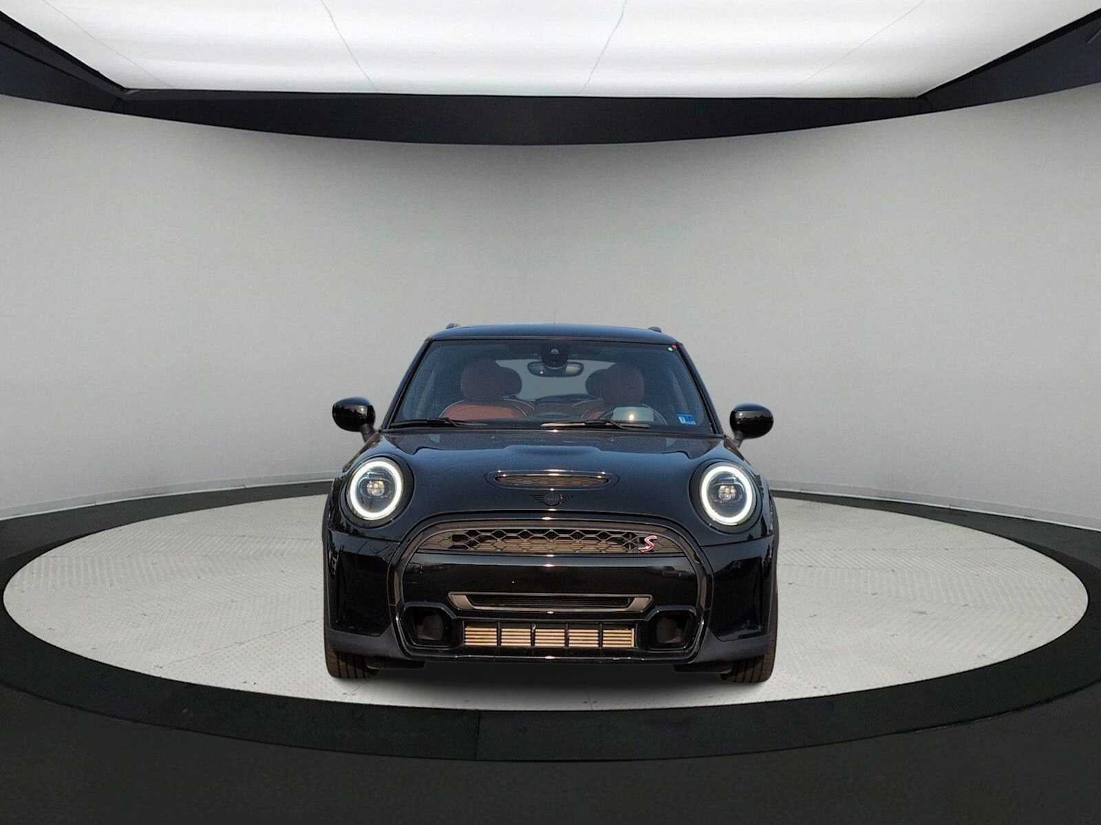 MINI Cooper S de 2 puertas con techo rígido, 2024