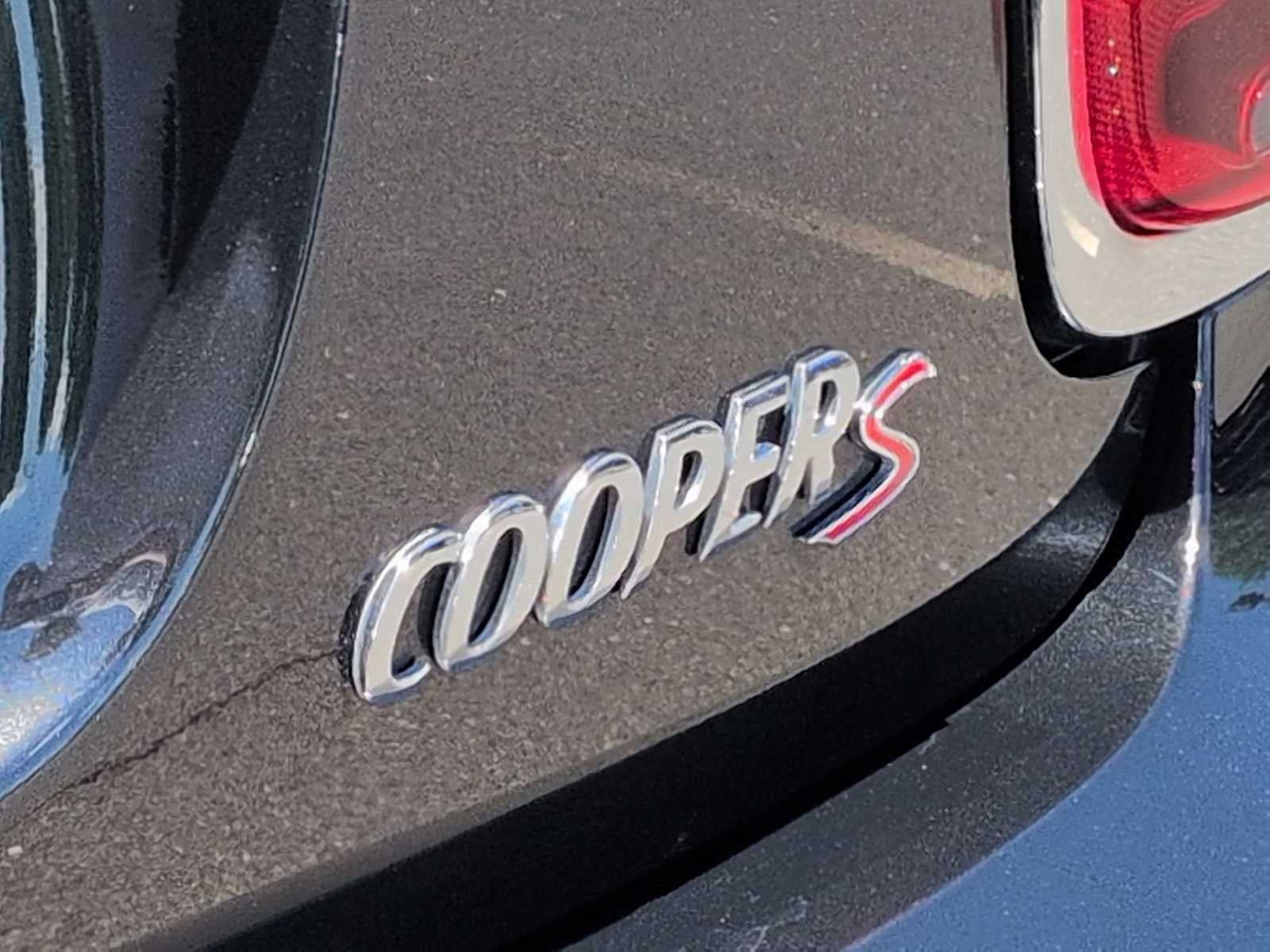 MINI Cooper S de 2 puertas con techo rígido, 2024