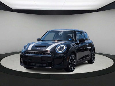 MINI Cooper S de 2 puertas con techo rígido, 2024