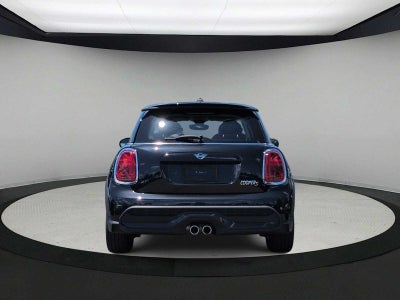 MINI Cooper S de 2 puertas con techo rígido, 2024