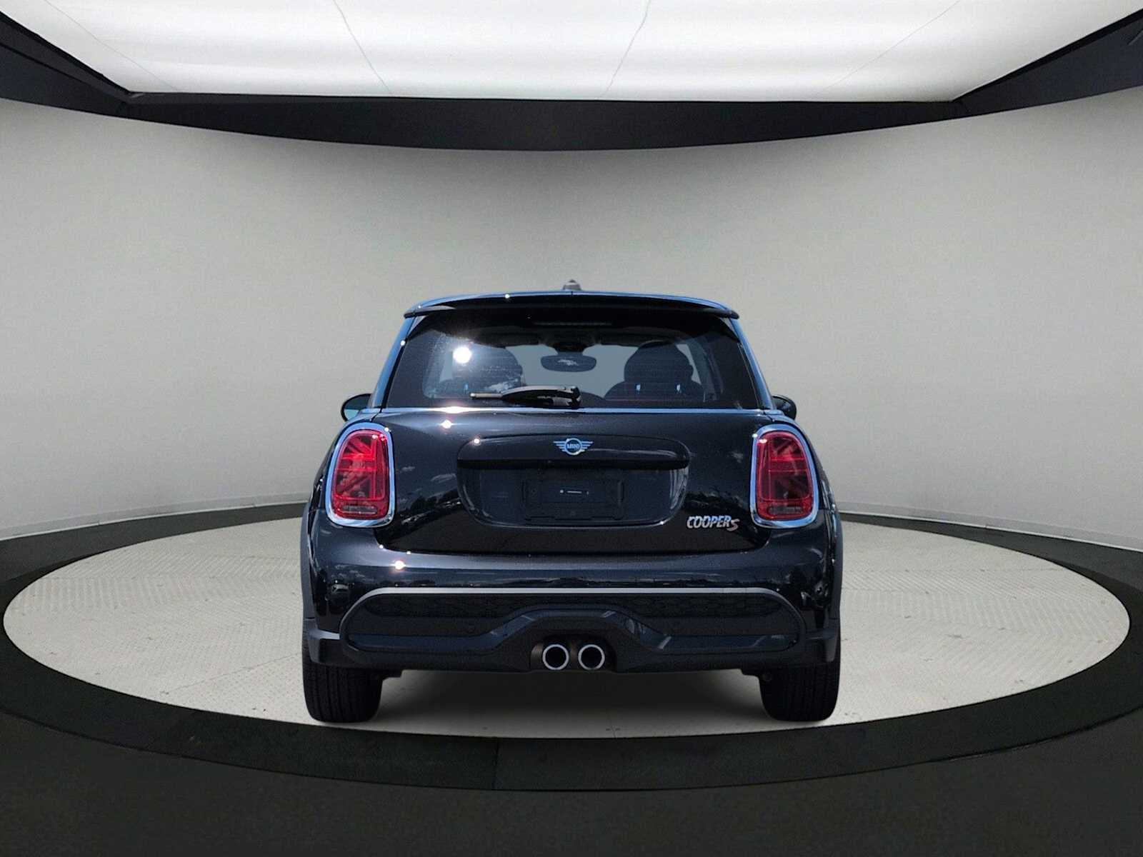 MINI Cooper S de 2 puertas con techo rígido, 2024