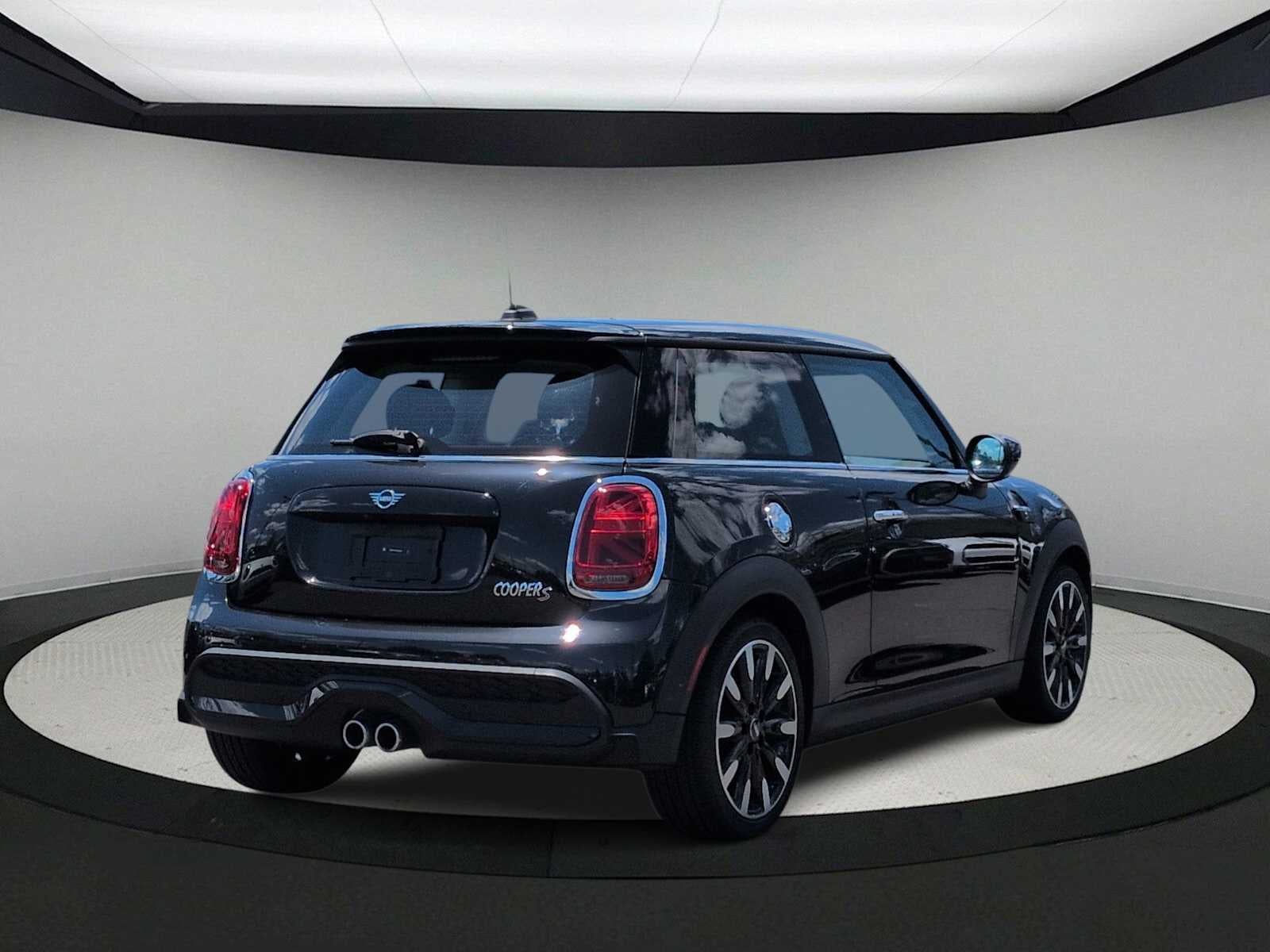 MINI Cooper S de 2 puertas con techo rígido, 2024