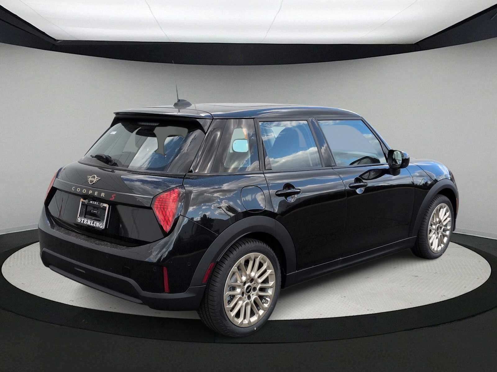 2026 MINI 4 DOOR Cooper S