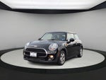 MINI Cooper de 2 puertas con techo rígido de 2018