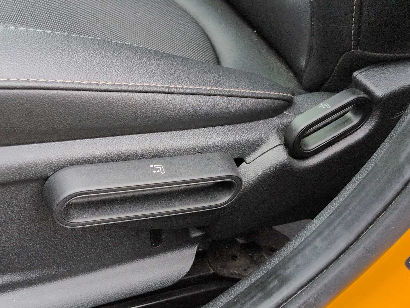 MINI Cooper S de 4 puertas con techo rígido de 2017