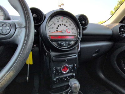 MINI Countryman de 2014, tracción delantera, 4 puertas