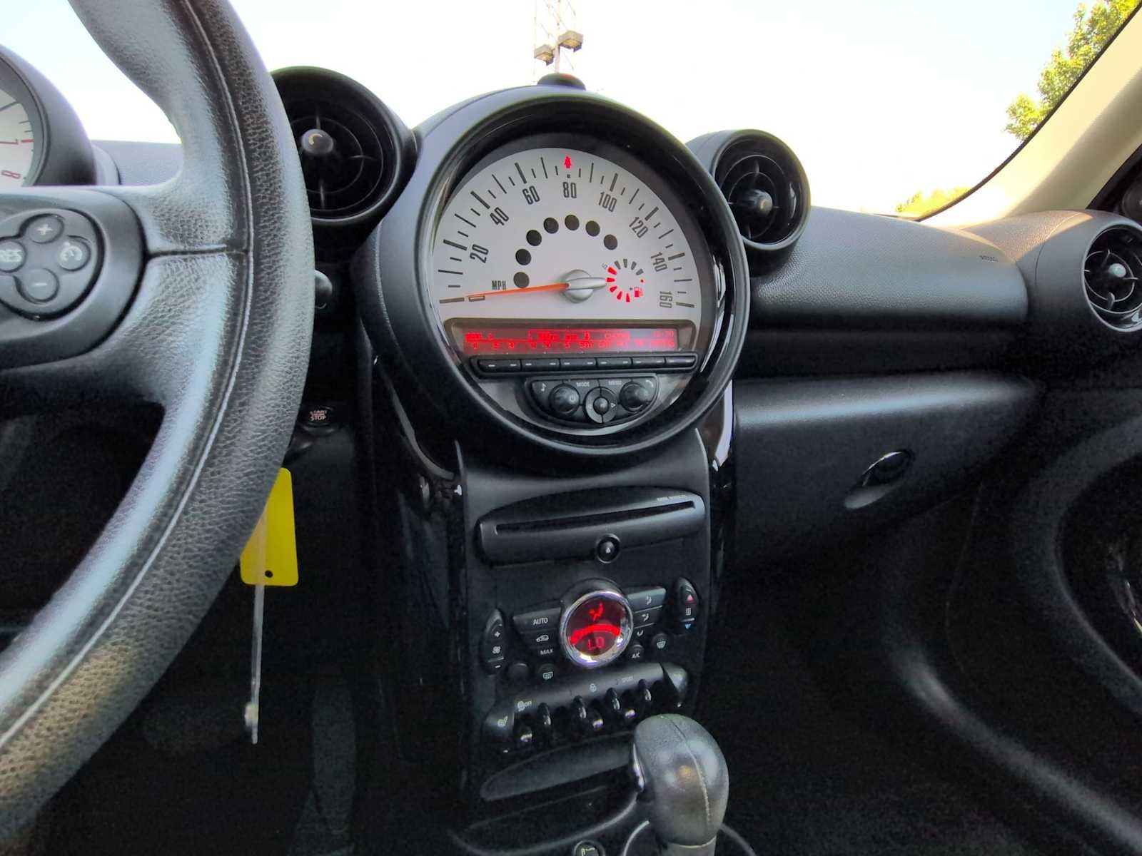 MINI Countryman de 2014, tracción delantera, 4 puertas