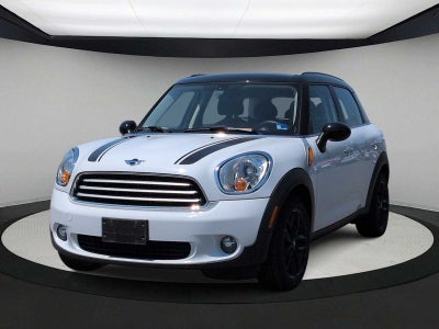 MINI Countryman de 2014, tracción delantera, 4 puertas