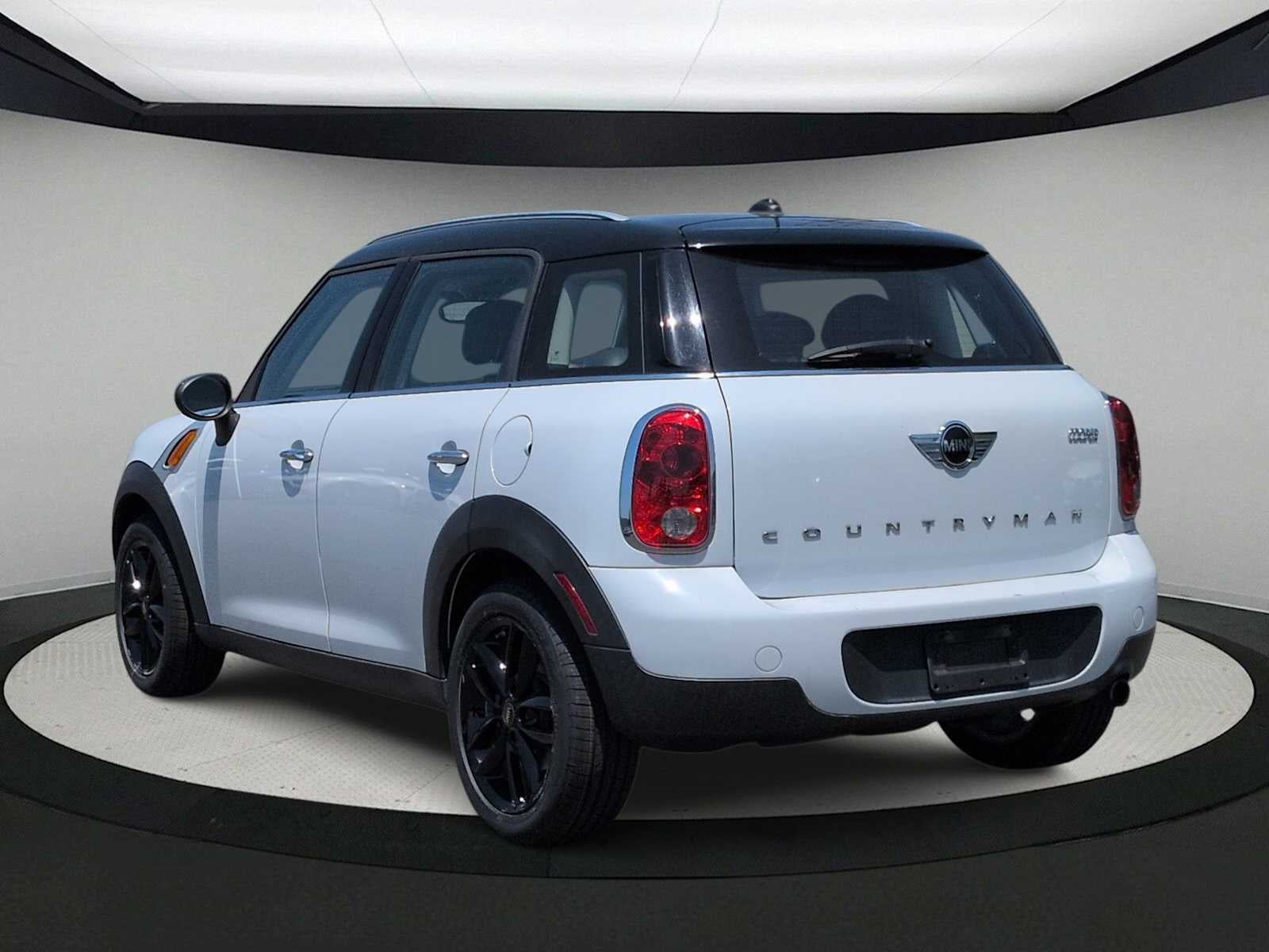 MINI Countryman de 2014, tracción delantera, 4 puertas