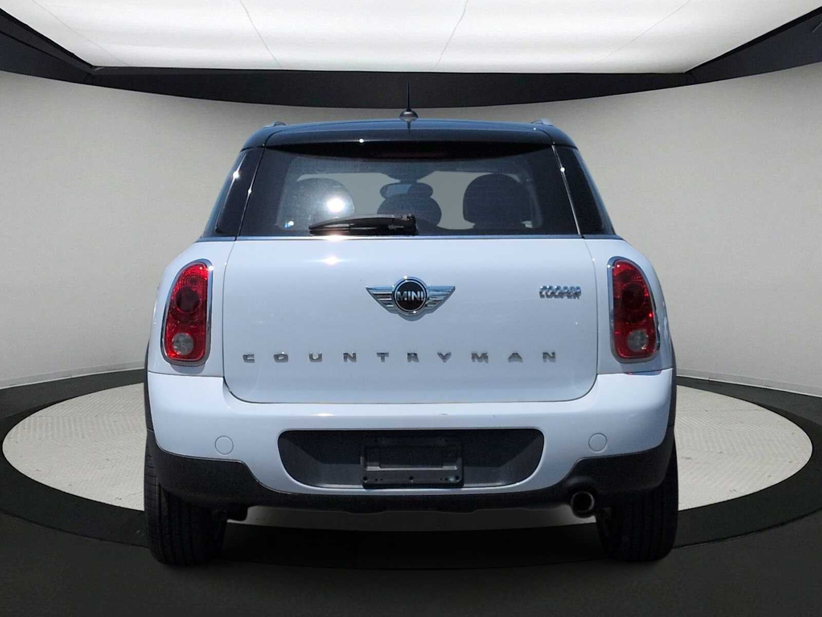 MINI Countryman de 2014, tracción delantera, 4 puertas