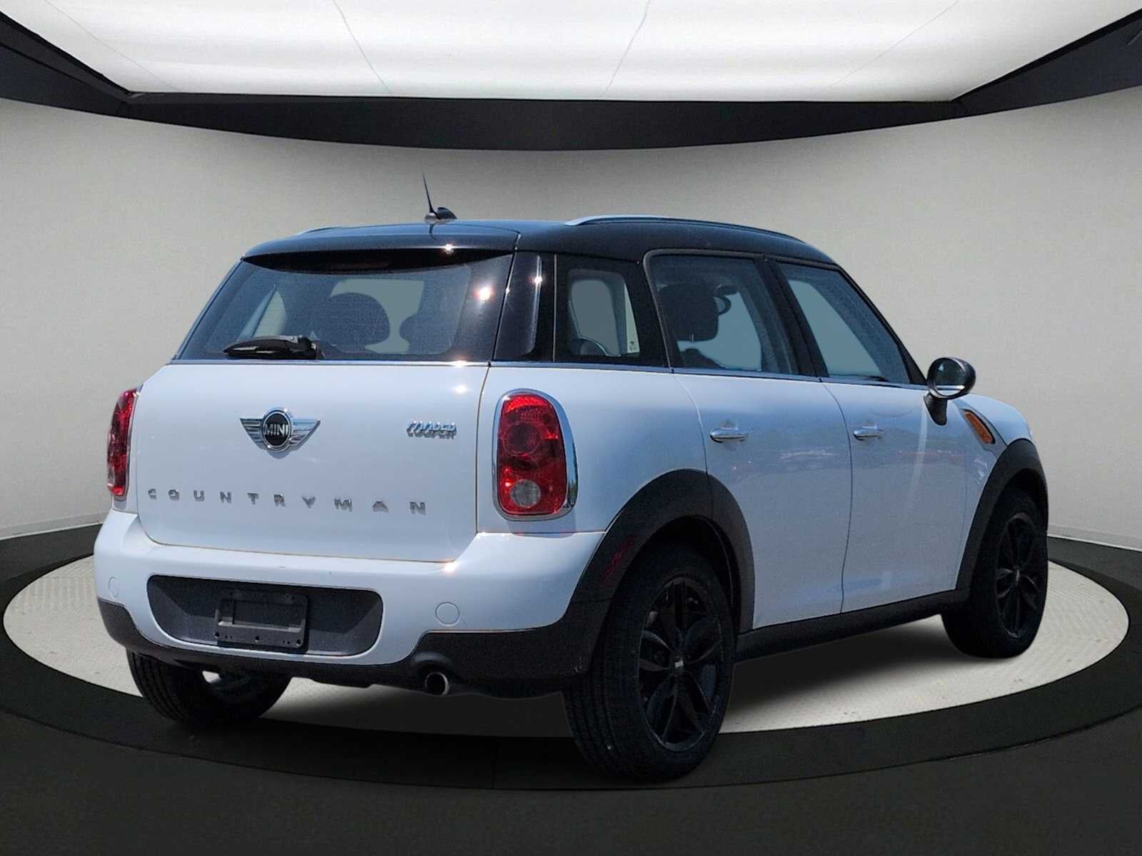 MINI Countryman de 2014, tracción delantera, 4 puertas