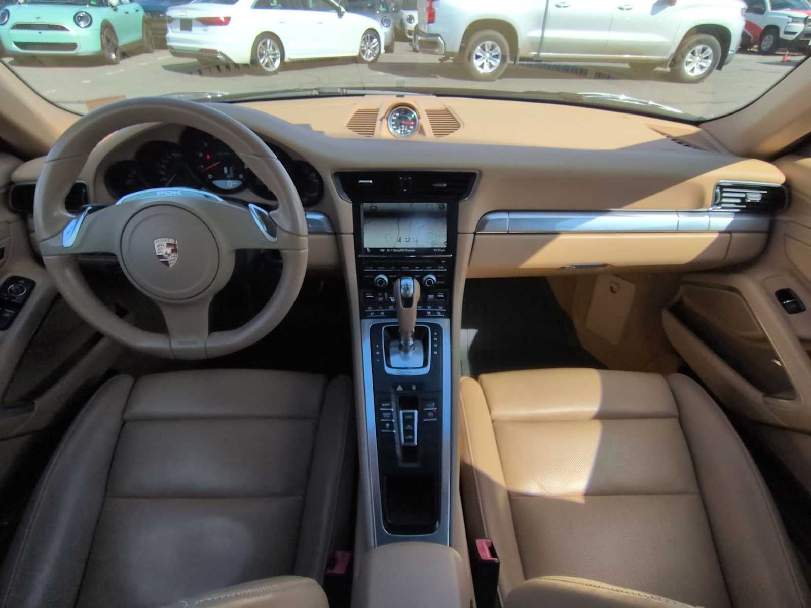 Porsche 911 Carrera 2013