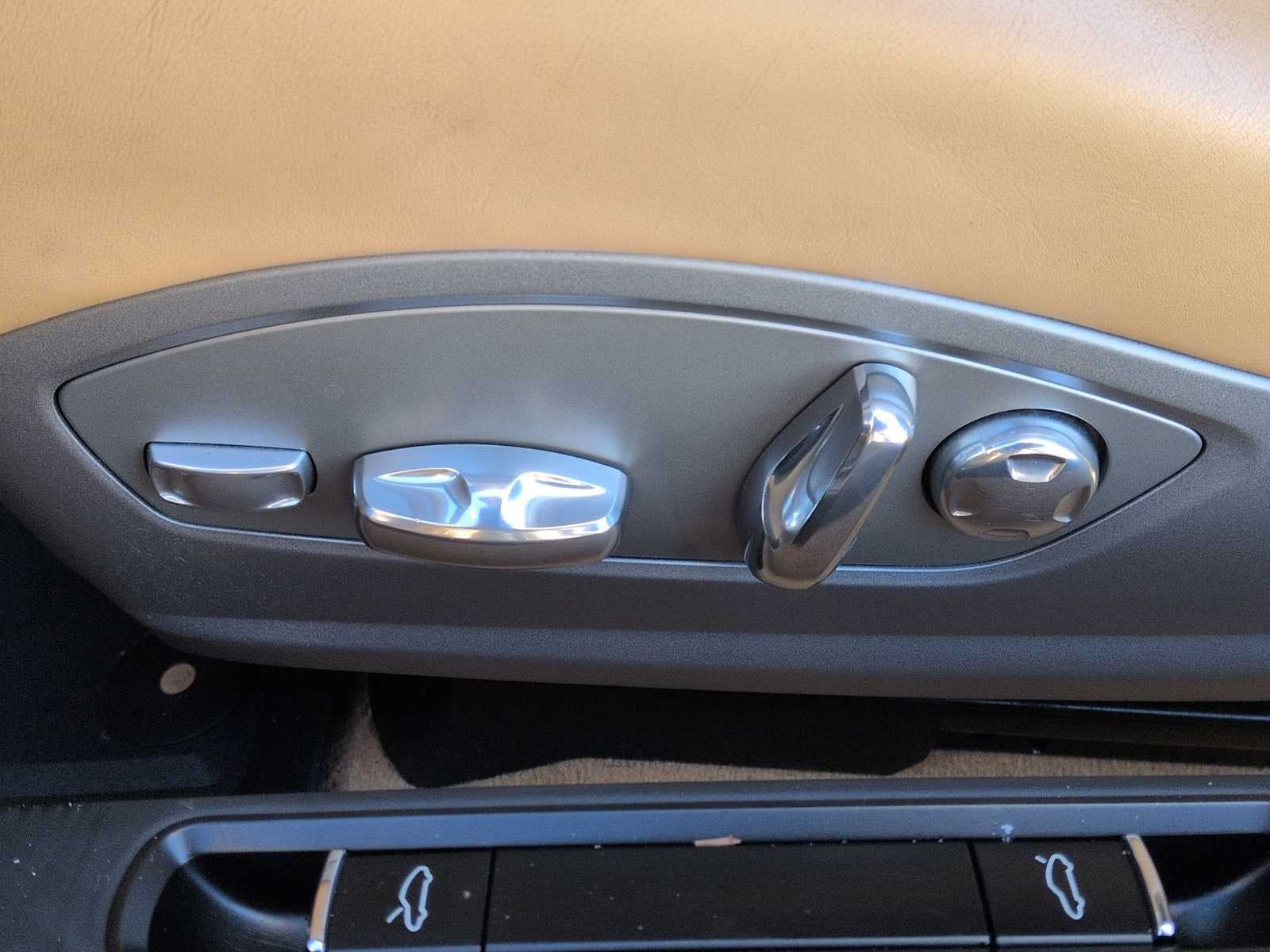 Porsche 911 Carrera 2013