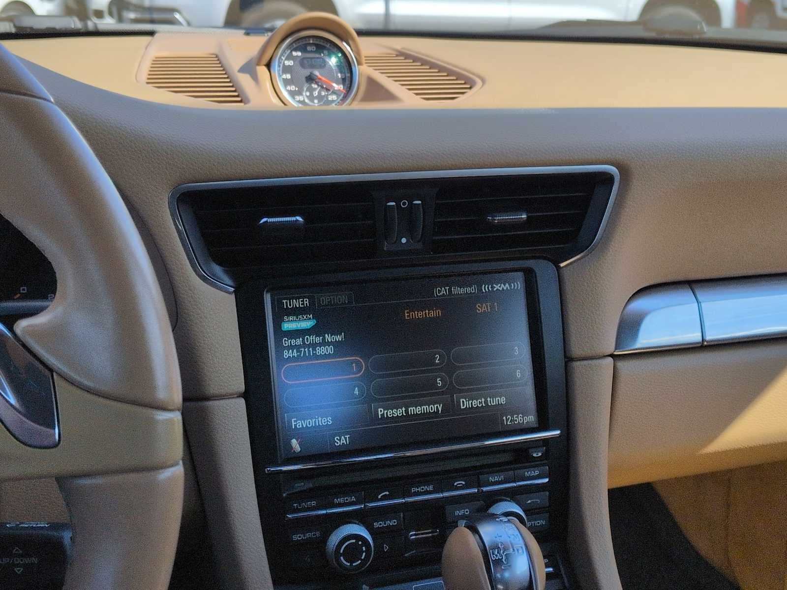 Porsche 911 Carrera 2013