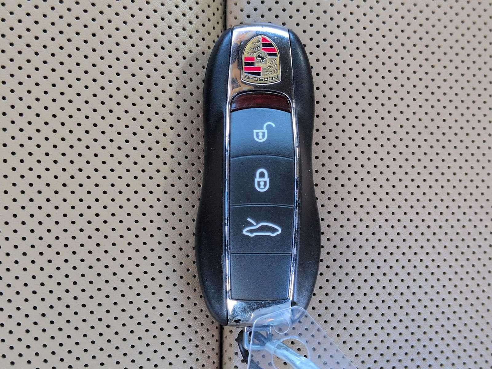 Porsche 911 Carrera 2013