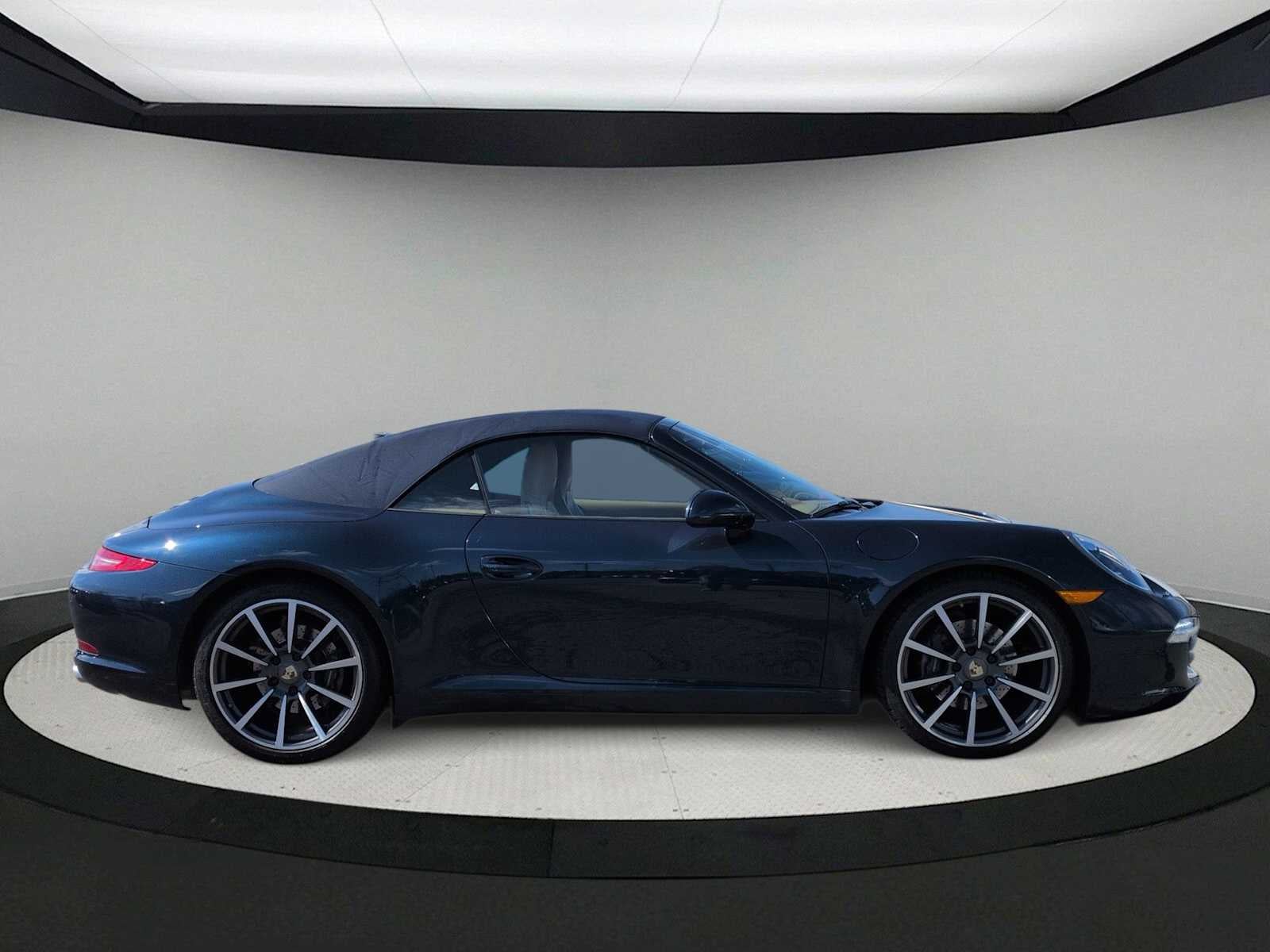 Porsche 911 Carrera 2013