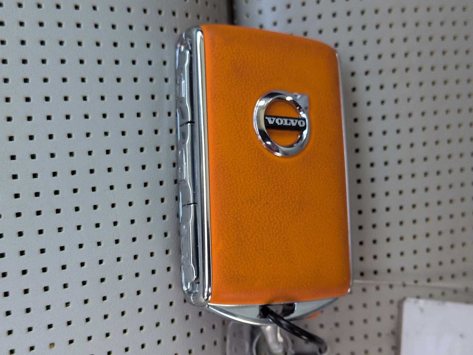 2021 Volvo XC60 Inscription