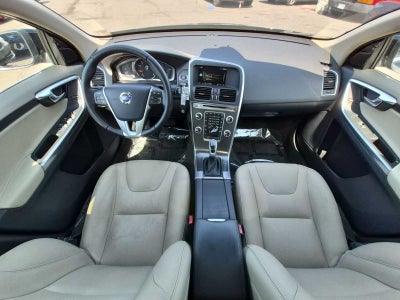 2016 Volvo XC60 T5 Premier