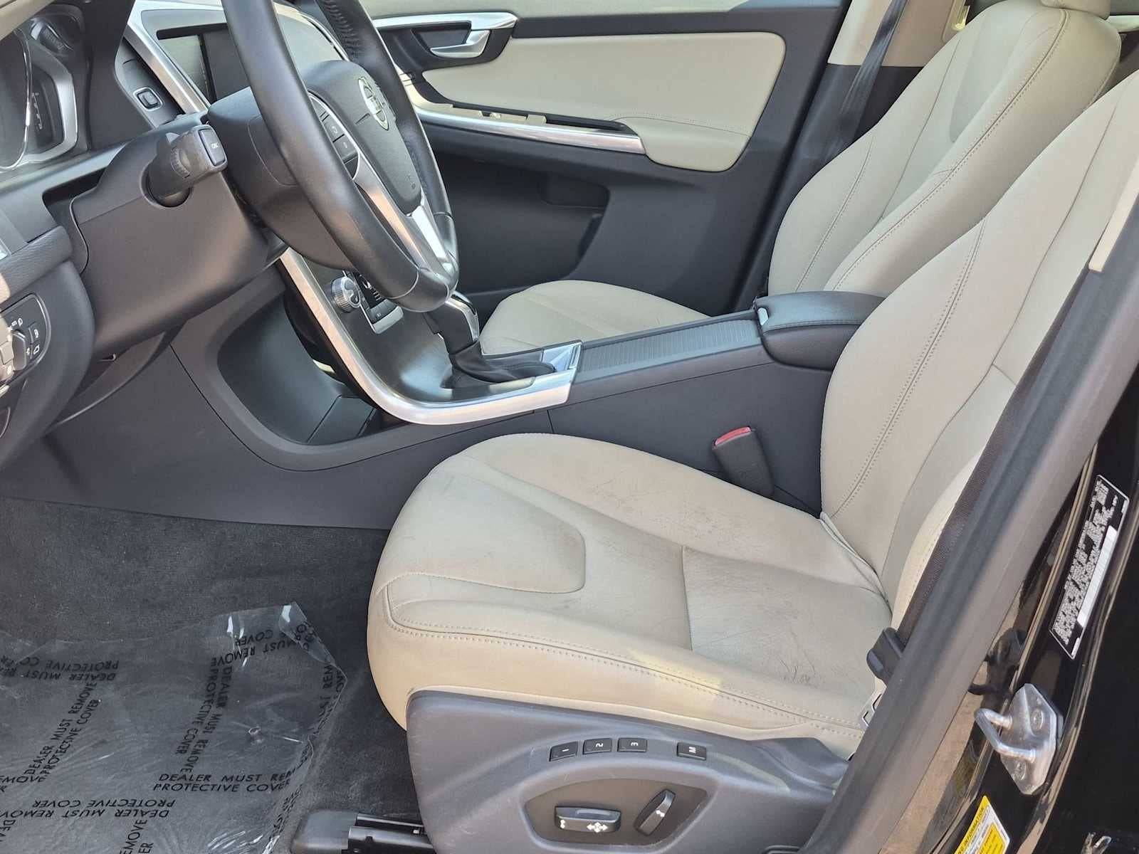 2016 Volvo XC60 T5 Premier