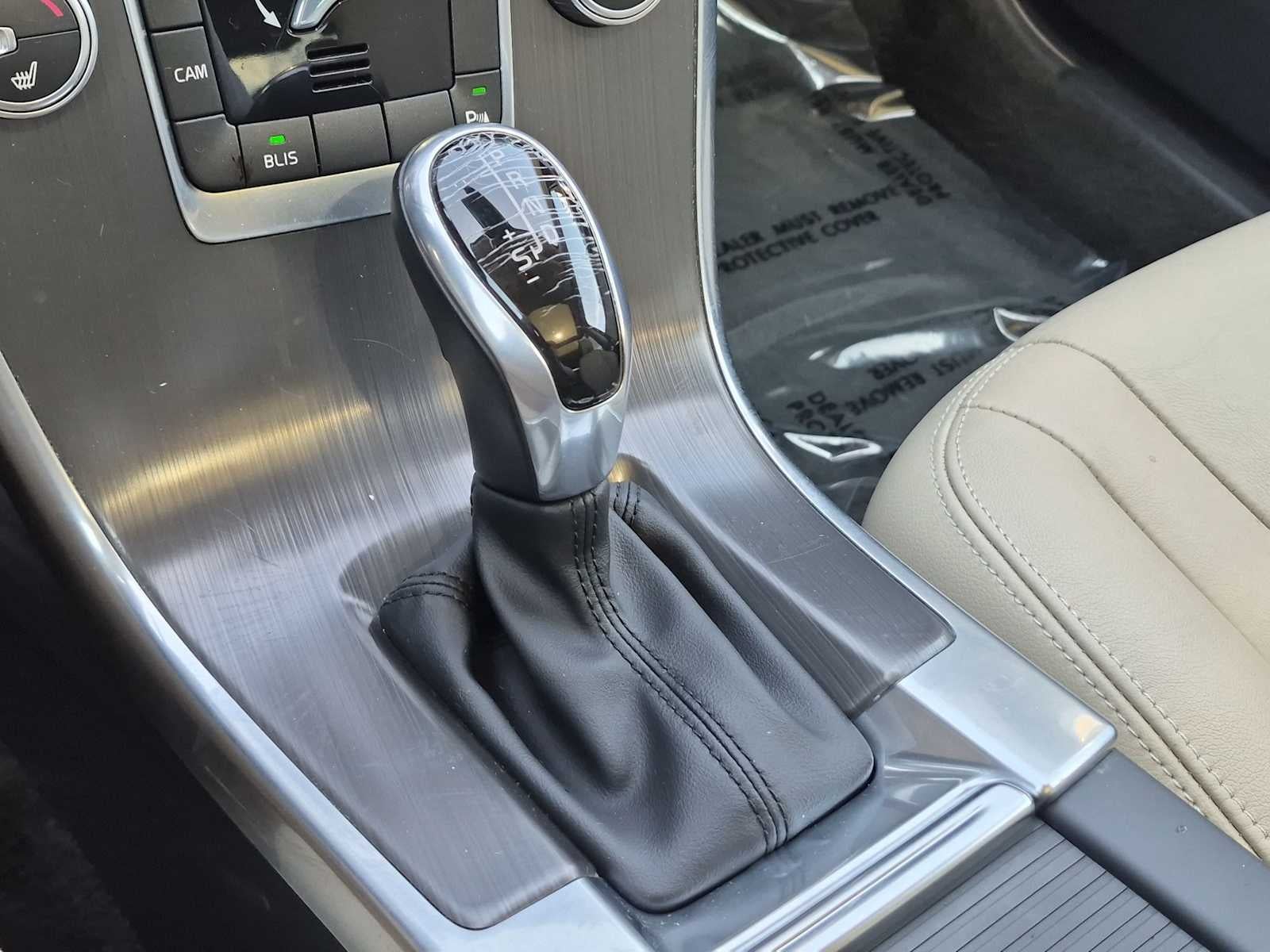 2016 Volvo XC60 T5 Premier