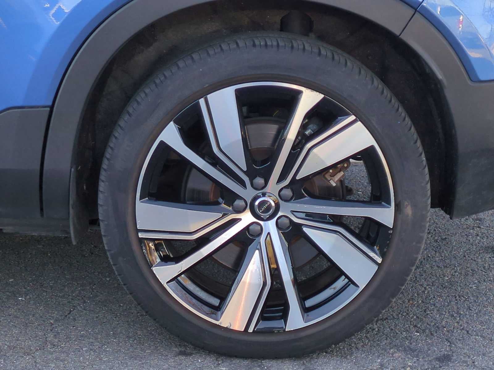 Volvo XC40 Recharge P8 eAWD Pure Electric 2021