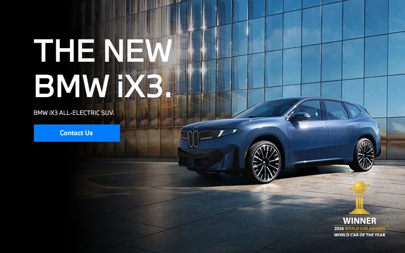 El SUV BMW iX3 aparcado. Haz clic para obtener más información.